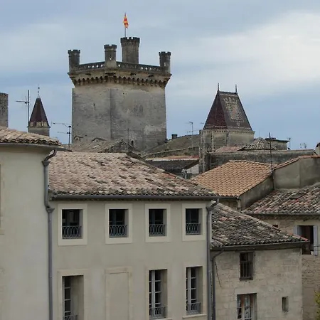 Au Gre Du Voyage Apartamento Uzès Exterior foto